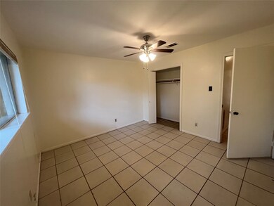 3906 Lemon Tree Ln, Houston, TX 77088 - photo 4