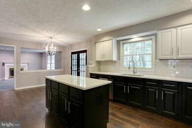 8850 Herons Flight, Laurel, MD 20723 - photo 6