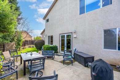 8432 Arrowroot Cir, Antelope, CA 95843 - photo 4