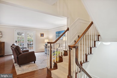 10917 Brewer House Rd, Rockville, MD 20852 - photo 5