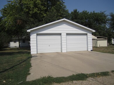 Double Garage 24x28