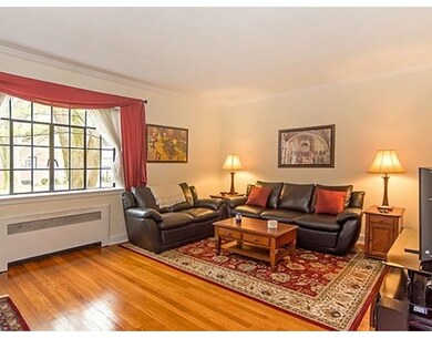 104 Sewall Ave unit 1, Brookline, MA 02446 - photo 4