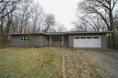 39 Leicester Dr, Bella Vista, AR 72714 - photo 2