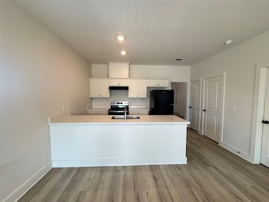 4020 Ursuline St unit Front, Galveston, TX 77550 - photo 4