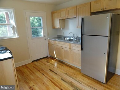 855 Mulberry Ave unit 3S, Hagerstown, MD 21742 - photo 2