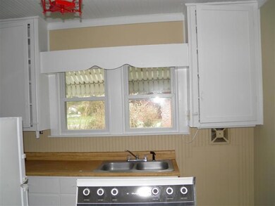 502 Oak St, Manchester, TN 37355 - photo 4