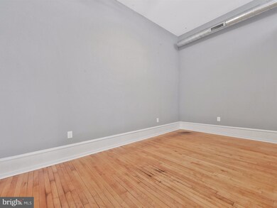 20 W Market St unit APARTMENT 3, Palmyra, PA 17078 - photo 6