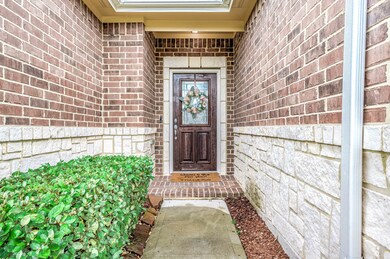 378 Lake Line Dr, Alvin, TX 77511 - photo 3