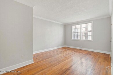 319 1st Ave N (7).jpg-SMALL