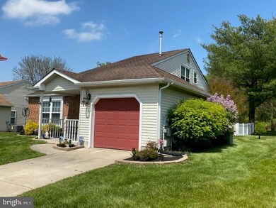 73 Knollwood Dr, Woodbury, NJ 08096 - photo 2