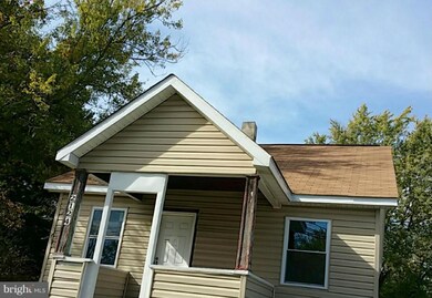 2124 Saint Lukes Ln, Gwynn Oak, MD 21207 - photo 4