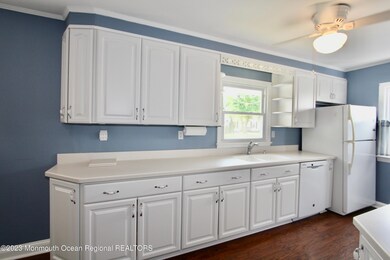 217 Hawthorne - 4