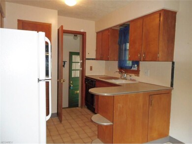 Close location to the side door and basement