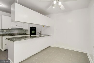 11531 Links Dr, Reston, VA 20190 - photo 7