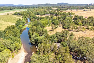 19592 Mount T Bo Ln, Elkins, AR 72727 - photo 2