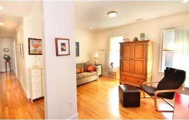 720 E 8th St unit 1, Boston, MA 02127 - photo 4