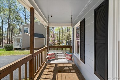 The cutest porch swing