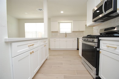 Kitchen with island