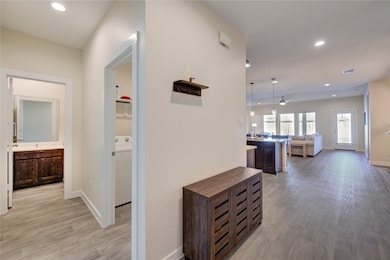 8203 Sugar Cane Ln, Rosharon, TX 77583 - photo 3