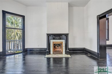 10 E 39th St, Savannah, GA 31401 - photo 7