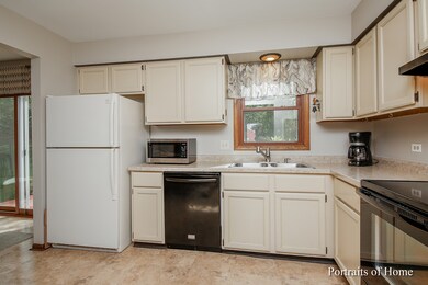 422 Manchester Ave, Batavia, IL 60510 - photo 4