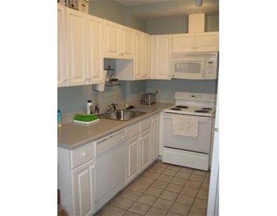 Charlesgate Hall unit 606, Boston, MA 02215 - photo 3