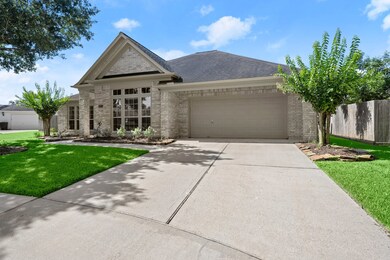 16711 Red Falls Cir, Houston, TX 77095 - photo 3