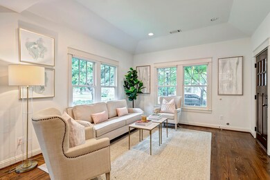 1643 Arlington St, Houston, TX 77008 - photo 4