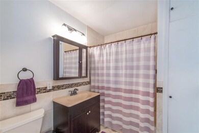 274 Pearsall Ave, Jersey City, NJ 07305 - photo 5