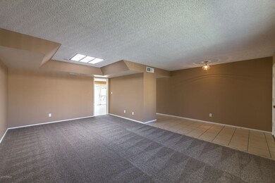 2207 W Claremont-2