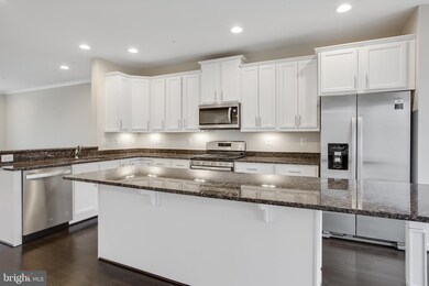 907 Badger Ave, Frederick, MD 21702 - photo 7