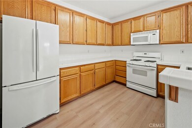 17824 Elm Ct unit 63, Carson, CA 90746 - photo 6