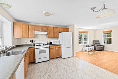 2697 Cranberry Hwy unit 24, Wareham, MA 02571 - photo 4