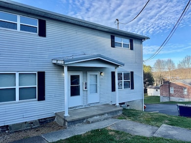 142 Sherman Heights, Beckley, WV 25801 - photo 4