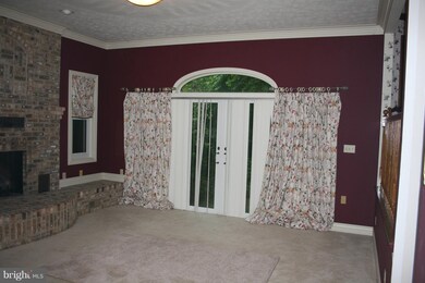 1332 E Main St, Luray, VA 22835 - photo 6