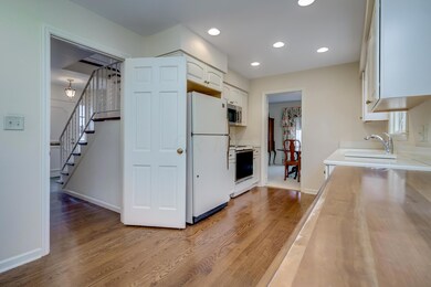 3521 Avignon Place-7