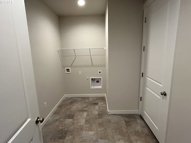 704 Magnolia Ave unit 43, Woodburn, OR 97071 - photo 6