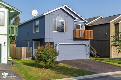 Exterior Front_8286-SMALL