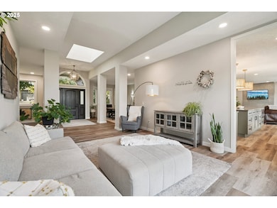 2378 Falcon Dr, West Linn, OR 97068 - photo 7