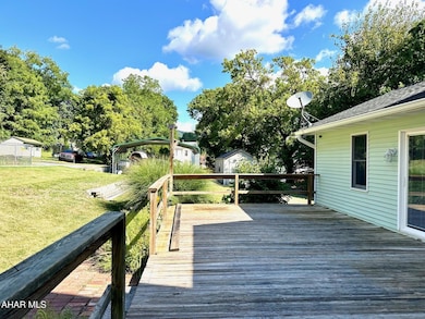 25 W 2nd St, Everett, PA 15537 - photo 7