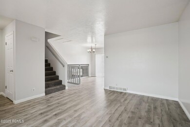 5856 S 3950 W, Roy, UT 84067 - photo 3