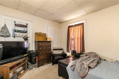 1st Floor Master Bedroom