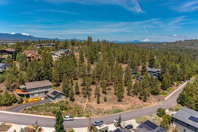 1738 SW Troon Ave.