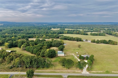 10388 N Perry Rd, Stigler, OK 74462 - photo 4