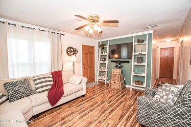 6513 Burlwood Dr, Louisville, KY 40229 - photo 4