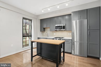 Octave 1320 unit 210, Silver Spring, MD 20910 - photo 3