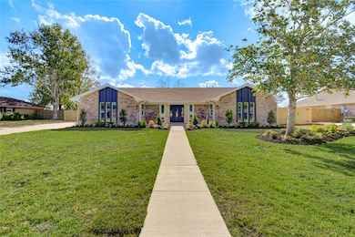 2609 Adams St, Alvin, TX 77511 - photo 3