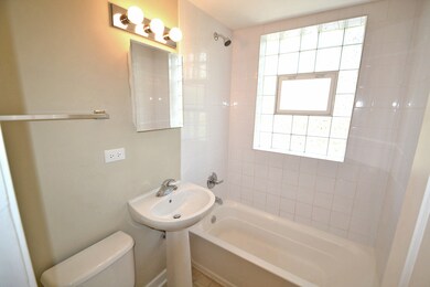 1830 Orchard St, Des Plaines, IL 60018 - photo 5