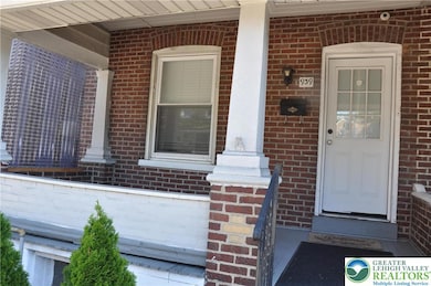 939 S Filmore St, Allentown, PA 18103 - photo 2