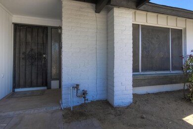 3202 N Ellis St-6